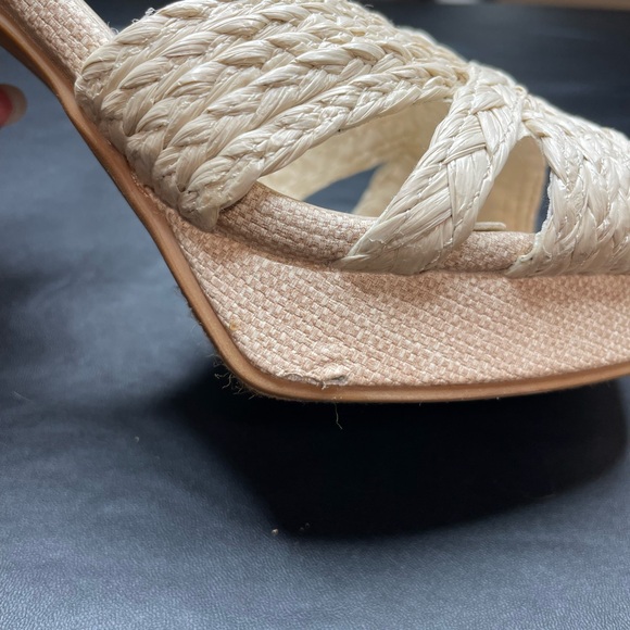 TOP Moda Beige Platform Sandals - Picture 4 of 4